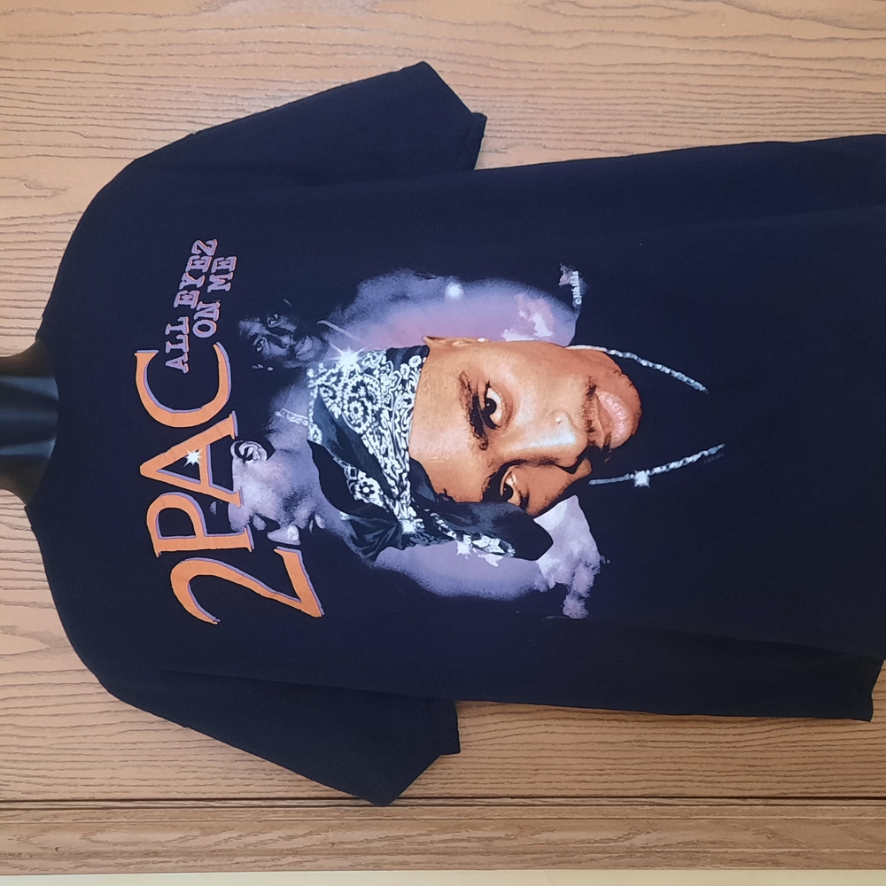 2PAC Graphic T-Shirt in Black and Orange